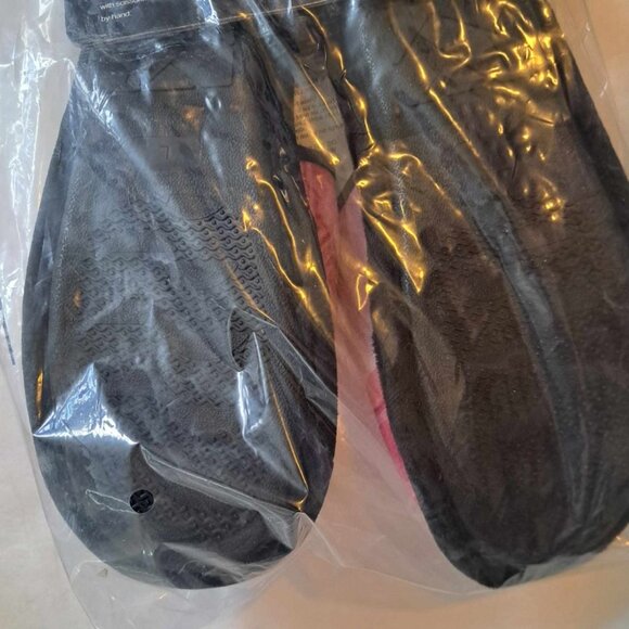 New Elvis Presley Slippers Pink Cadillac One Size Fits Most Night Slip On Shoes - Picture 3 of 3